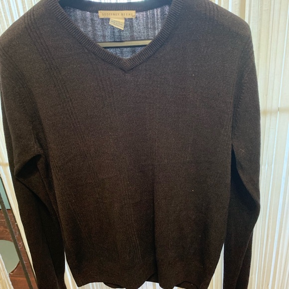 Sweater - Picture 1 of 2